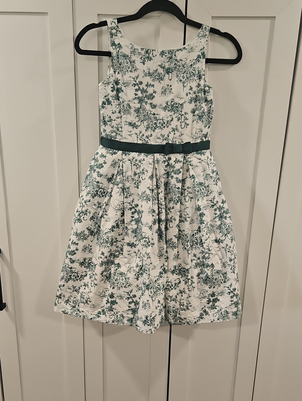 Janie and Jack Cream and Sugar Toile Tiered Dress. Size 10.